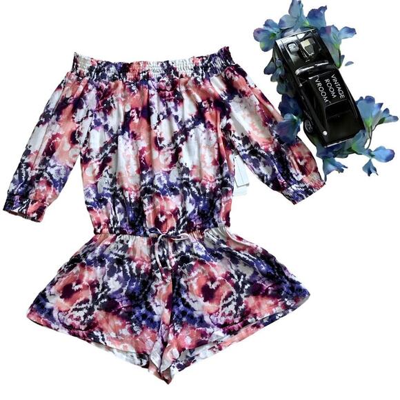 Raisins Other - Raisins NWT Swim Coverup Romper Women S